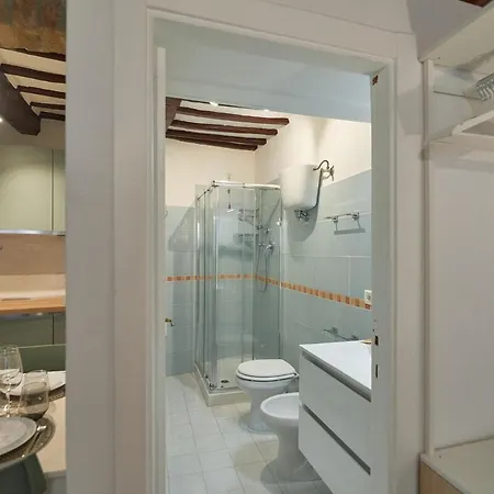 Apartment Bulagaio - Smart & Cozy Near Historic Center *