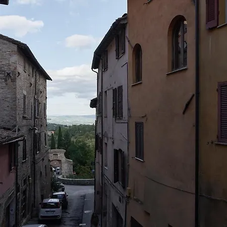 Bulagaio - Smart & Cozy Near Historic Center Apartment Perugia